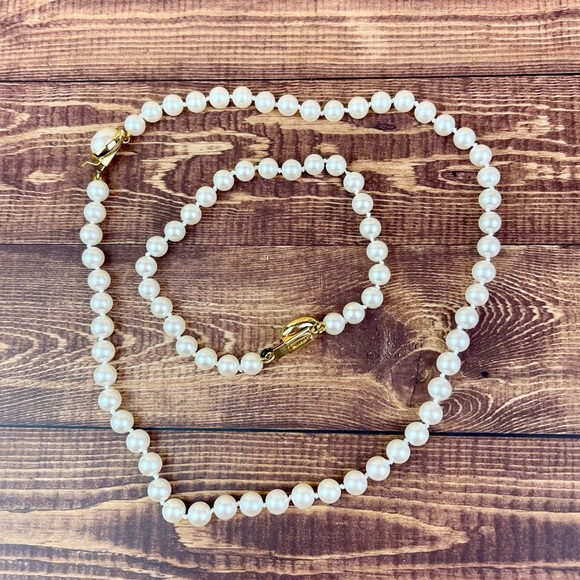 Talbots Lustrebound Pearl Choker & Bracelet Duo - Picture 3 of 4